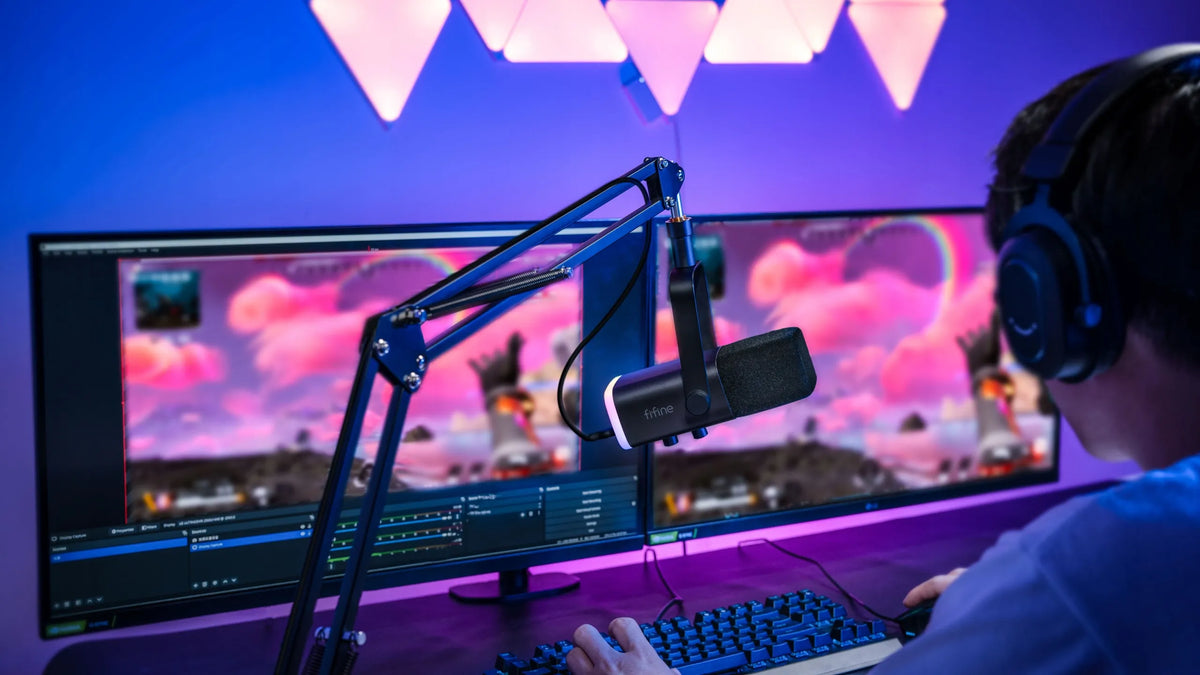 Dinaminis studijinis mikrofonas Fifine AM8T USB/XLR RGB PnP su laikikliu