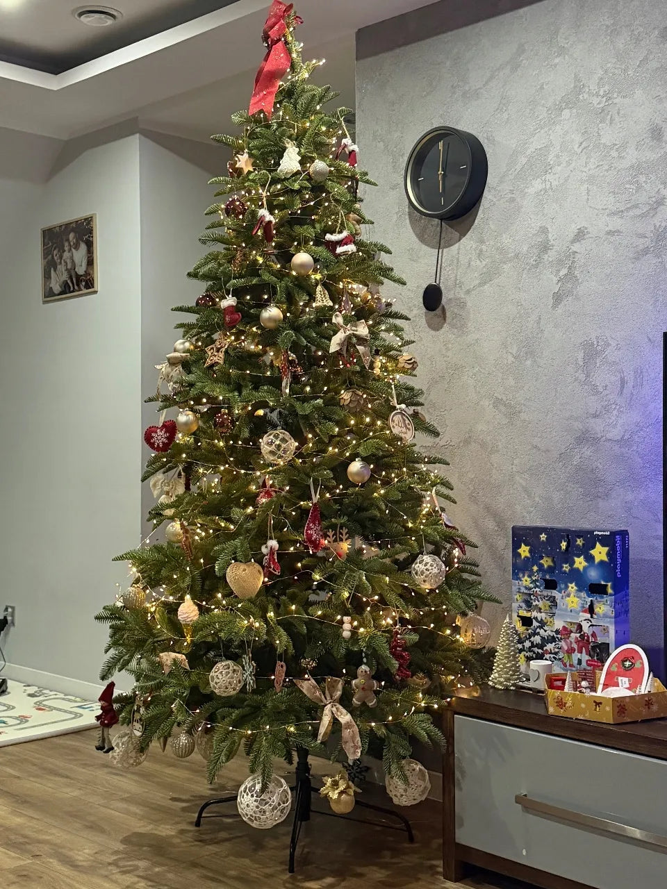 Dirbtinė eglutė „Art-Trans Olive Glow“, 100 % PE, 220 cm, šviesiai žalias kėnis