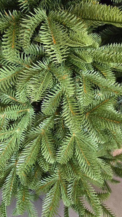 Dirbtinė eglutė „Art-Trans Olive Glow“, 100 % PE, 220 cm, šviesiai žalias kėnis