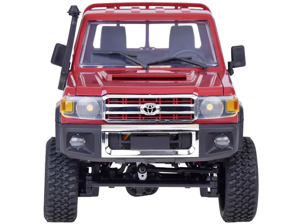 Dovanai Šv. Mikalojaus proga: nuotoliniu būdu valdomas „Toyota Land Cruiser“ RC automobilis