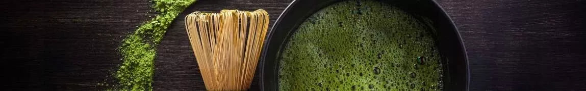 Dovanų rinkinys tradicinė Matcha 100g, priedai: Chasen, Chashaku, šaukštelis