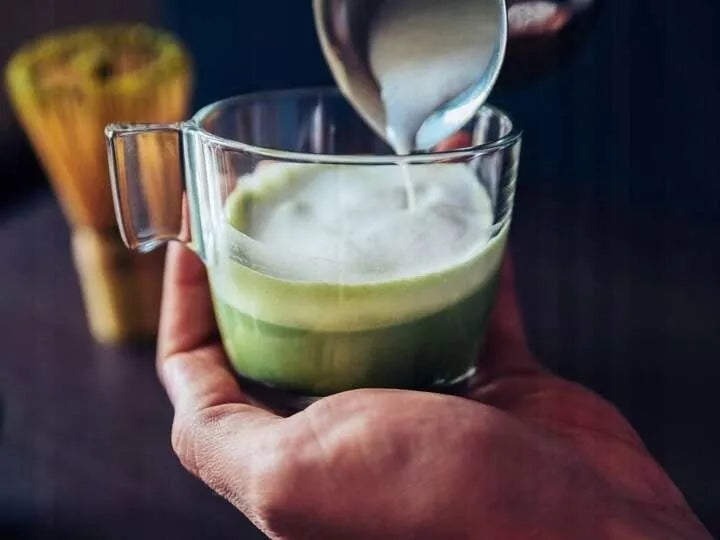 Dovanų rinkinys tradicinė Matcha 100g, priedai: Chasen, Chashaku, šaukštelis