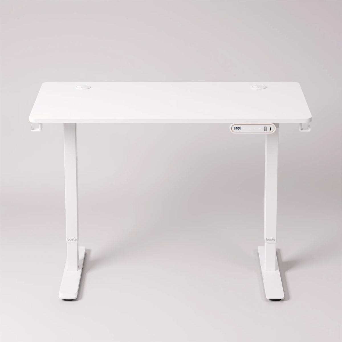 Elektrinis reguliuojamo aukščio stalas „Boste“ 120 × 60 cm su MDF stalviršiu ir greituoju įkrovimu