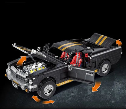 „Ford Mustang“ MEGA konstrukcinės TECHNIC kaladėlės, 1817 vnt. (1817 PCS)