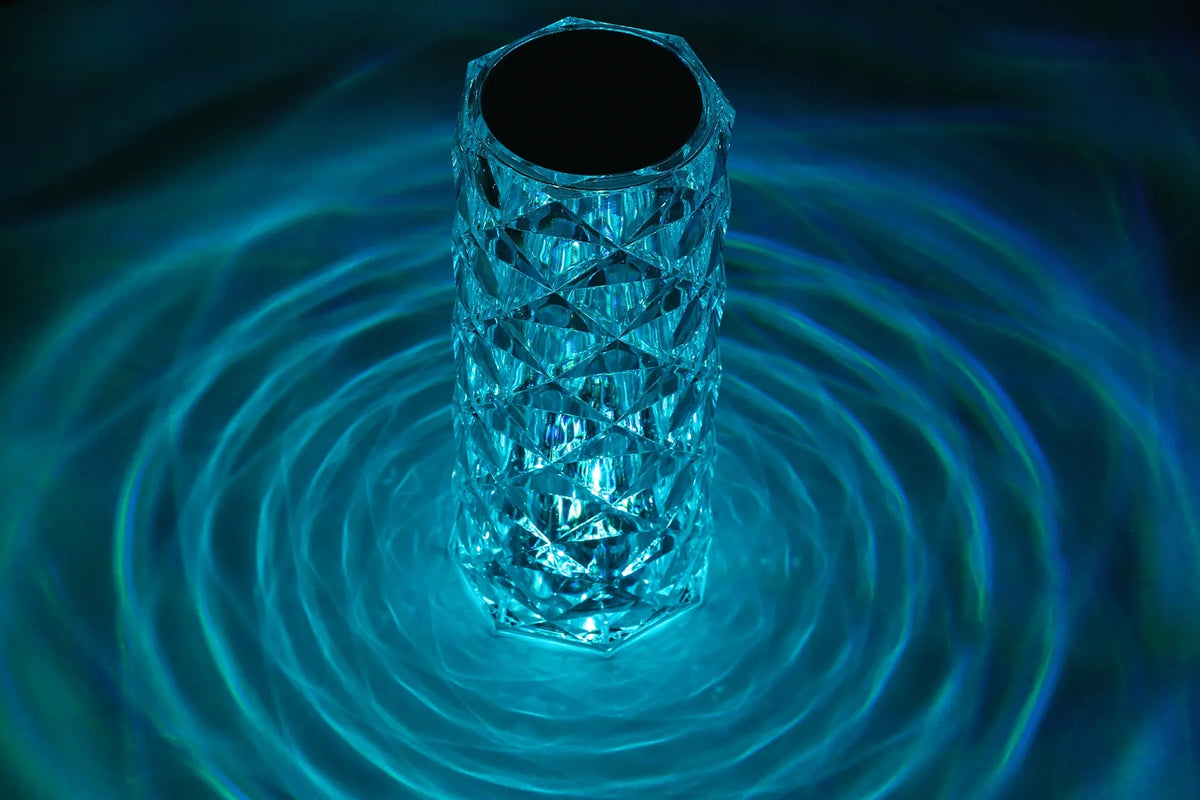 „Interlook Diamond“ krištolo efekto LED naktinė lempa, rožės formos, liečiama, RGB, su pulteliu