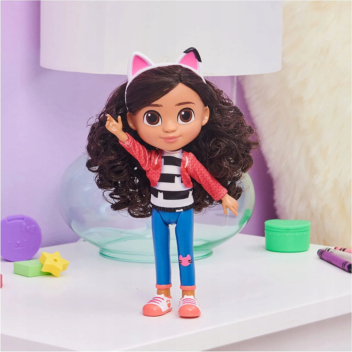 „Koci Domek Gabi“ didelė Gabby lėlė-figūrėlė su katės ausyčių lankeliu, 20 cm