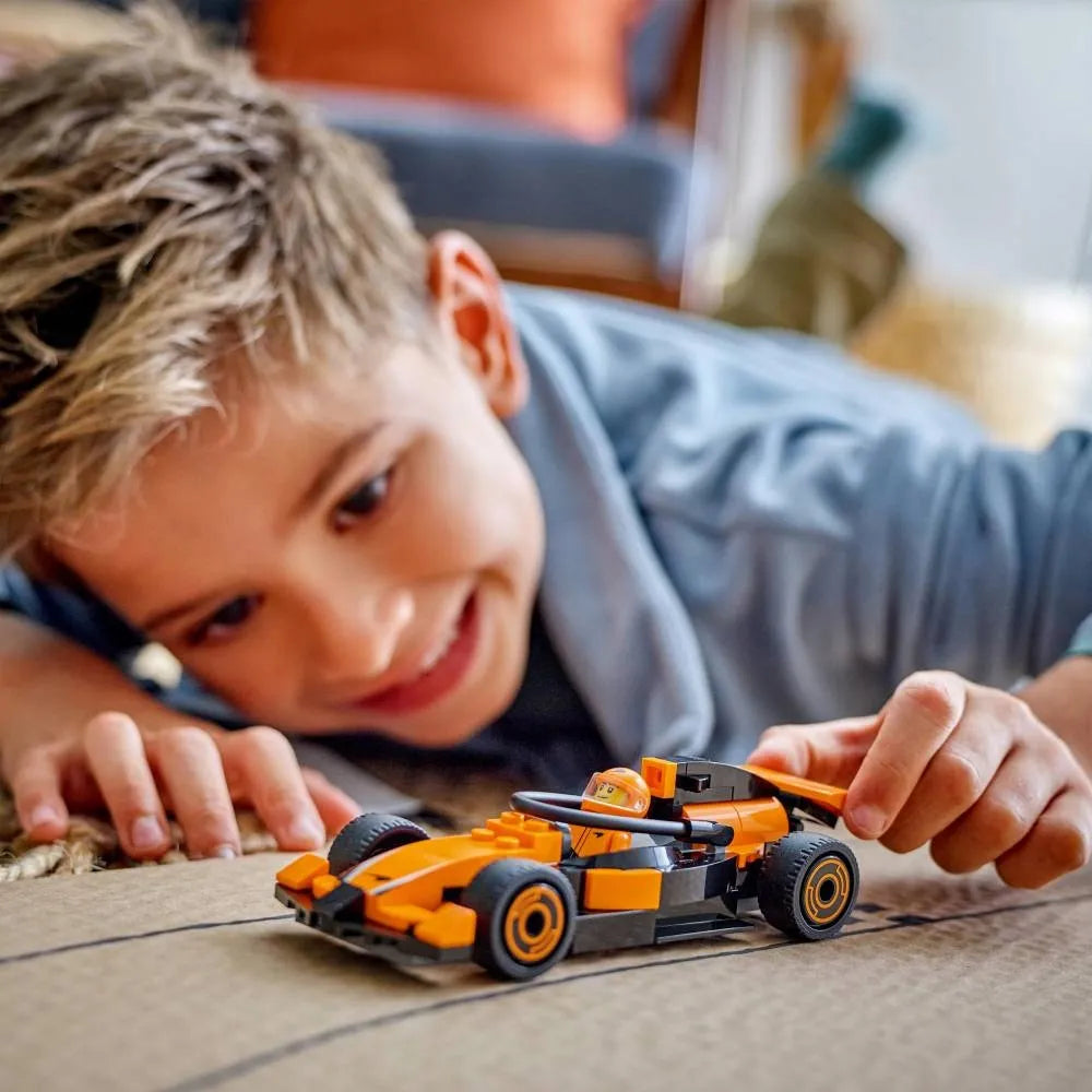 LEGO 60442 CITY F1 Vairuotojas ir McLaren bolidas