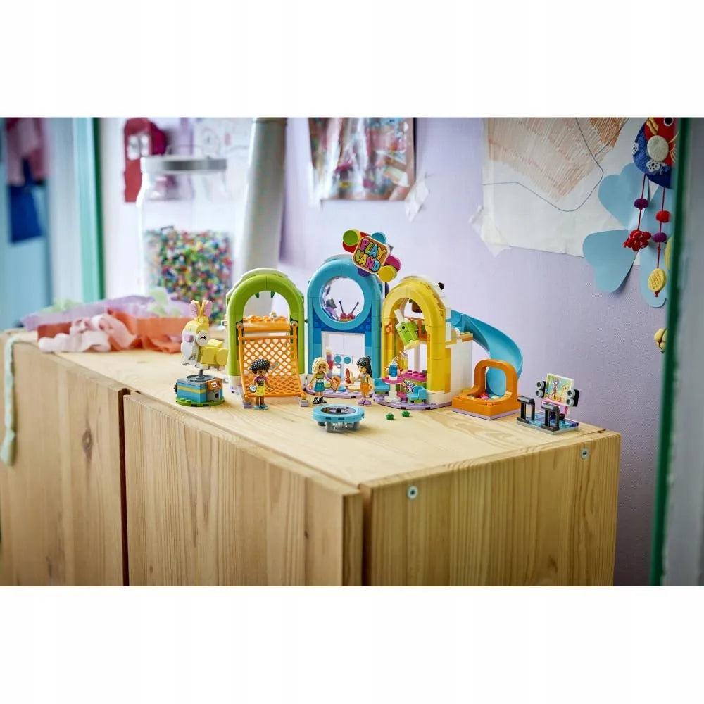 LEGO Friends Linksmas žaidimų kambarys 42686