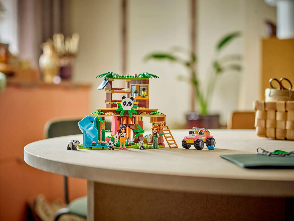 LEGO Friends Pandų gelbėjimo rezervatas 42648 – namelis medyje