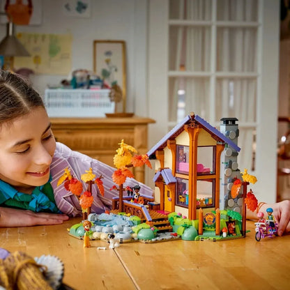 LEGO Friends „Rudens miško namelis“ 42705