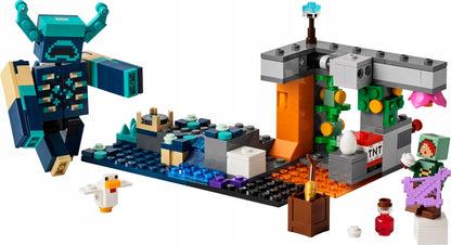 LEGO Minecraft Susitikimas su sargybiniu 21274 rinkinys vaikams nuo 7 metų