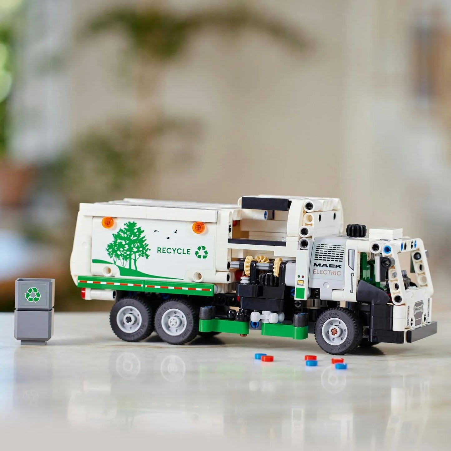 LEGO Technic 42167 Mack LR elektrinis šiukšliavežis