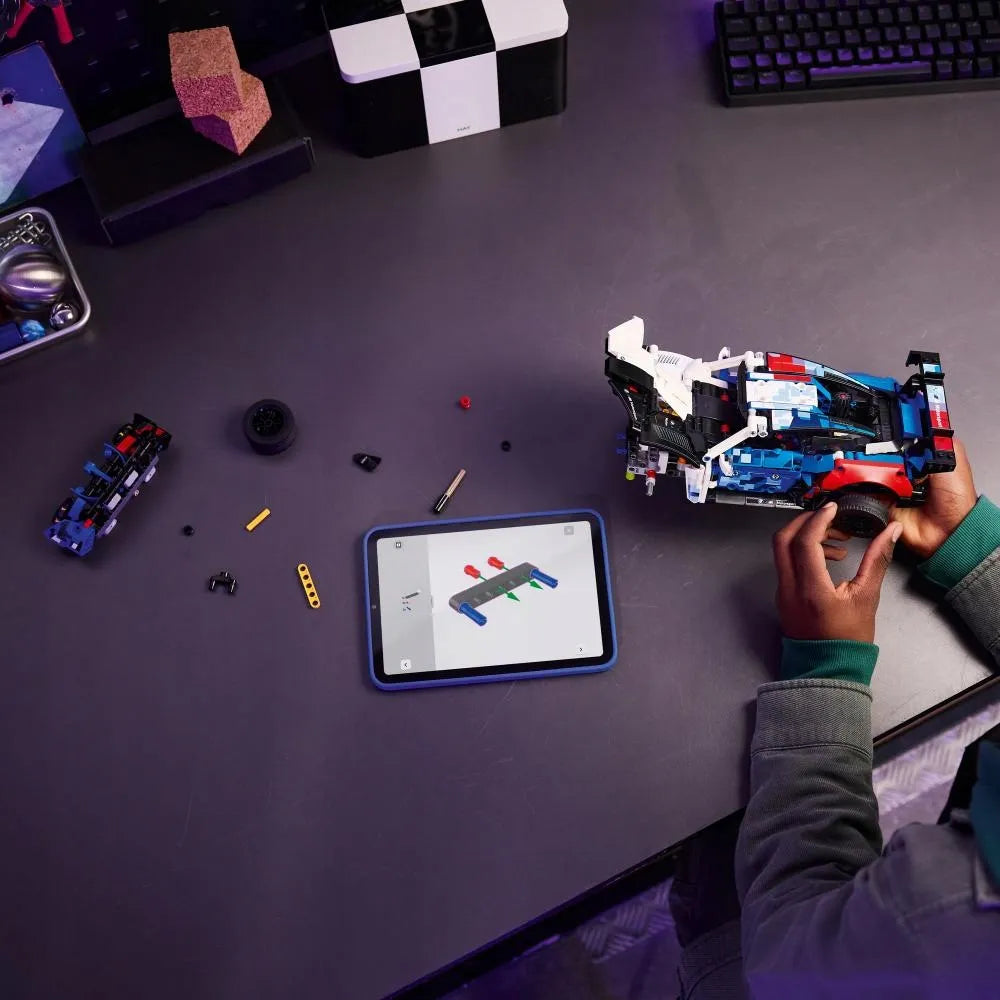 LEGO Technic BMW M4 GT3 EVO lenktyninis automobilis 42226