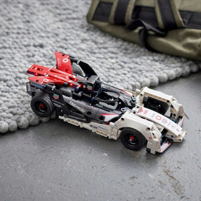 LEGO Technic Formula E Porsche 99X Electric, 42137