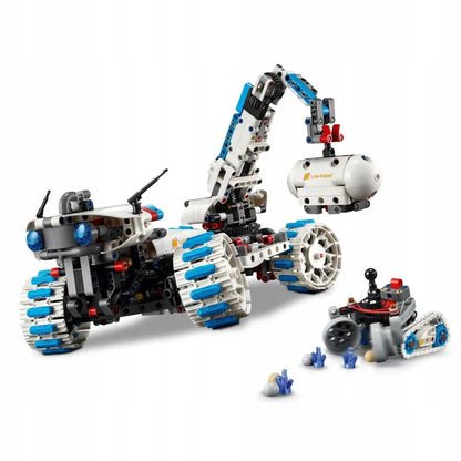 LEGO Technic Mėnulio visureigis Lunar Outpost 42211