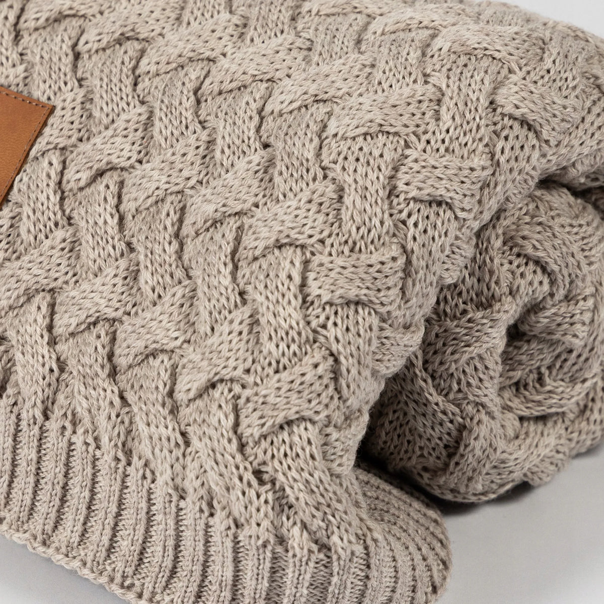 „Lepre“ 100 % merino vilnos pledas, žieminis, šiltas ir storas, smėlinis