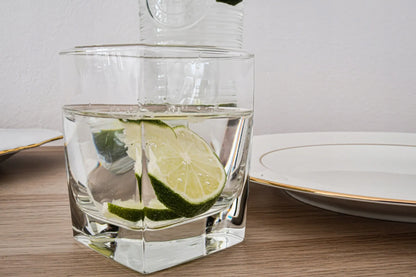 LUXITO FIRST kvadratinės stiklinės viskiui ir kokteiliams 300 ml, 6 vnt. rinkinys