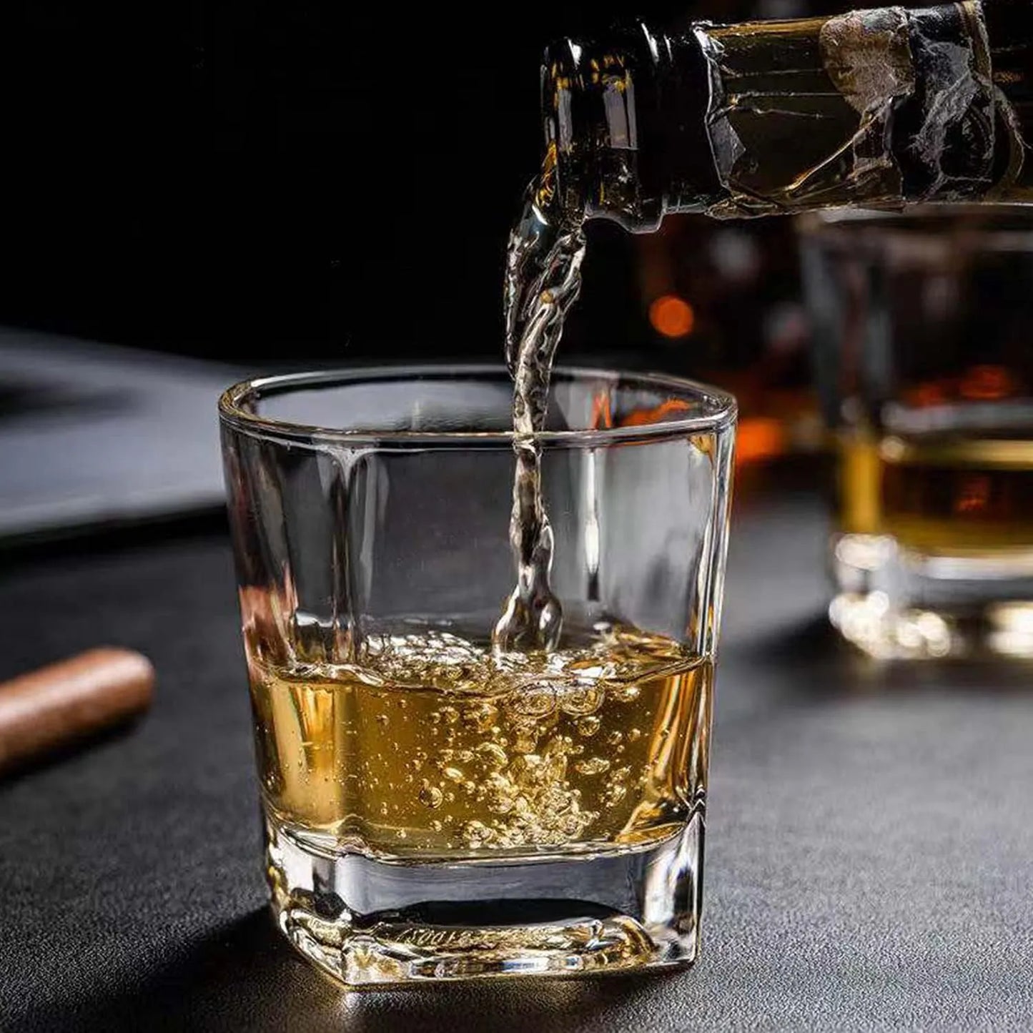 LUXITO FIRST kvadratinės stiklinės viskiui ir kokteiliams 300 ml, 6 vnt. rinkinys