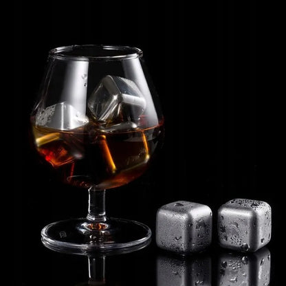 Metaliniai vėsinantys ledukai viskiui, 8 vnt. rinkinys su žnyplėmis