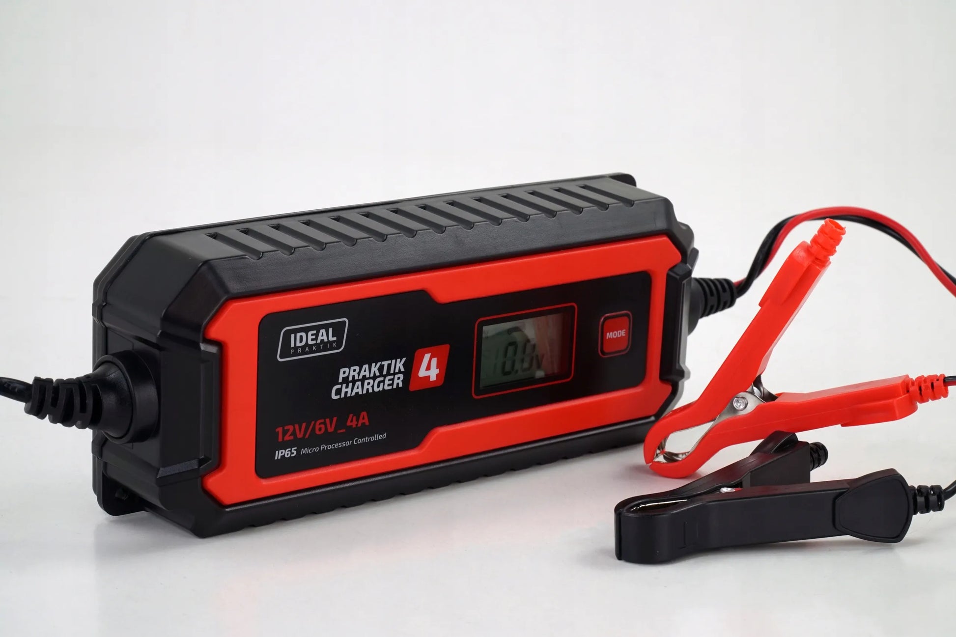 Mikroprocesorinis įkroviklis PRAKTIK CHARGER 4 6V/12V AGM GEL EFB IP65