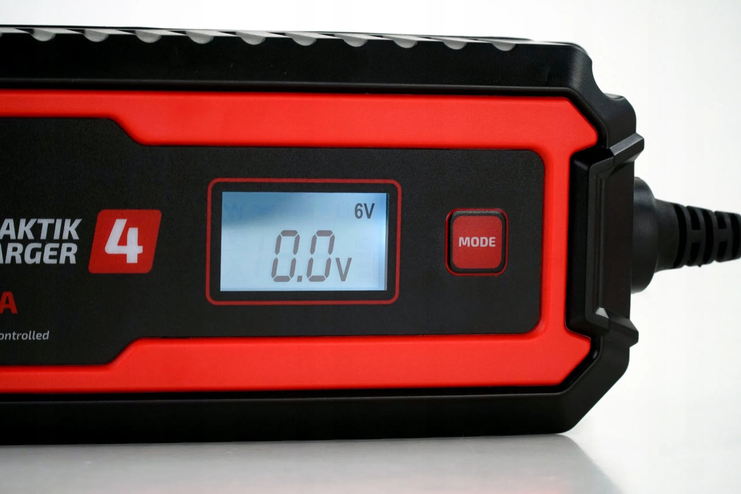 Mikroprocesorinis įkroviklis PRAKTIK CHARGER 4 6V/12V AGM GEL EFB IP65