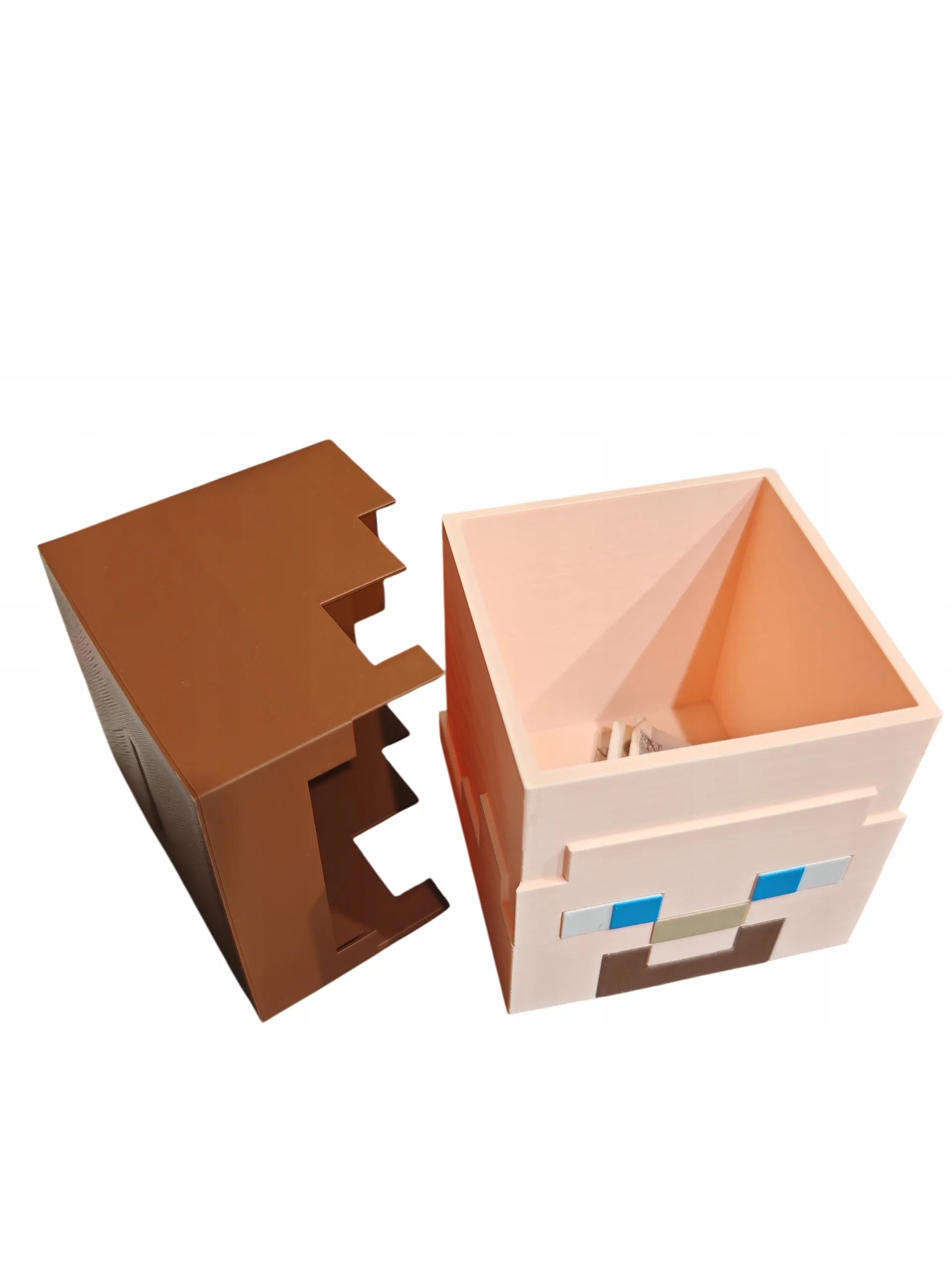 „Minecraft“ Steve galvos formos atidaroma taupyklė – puiki dovana vaikui ir stilingas žaidimų kambario aksesuaras