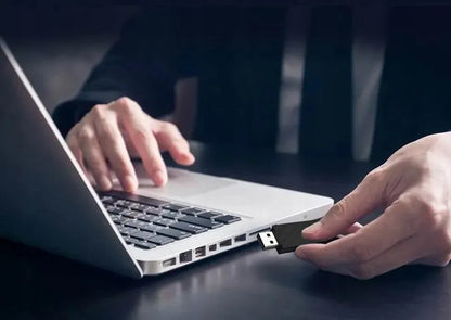 Mini diktofonas šnipinėjimo mažas diskretiškas pasiklausymo įrenginys USB atmintinė 32GB