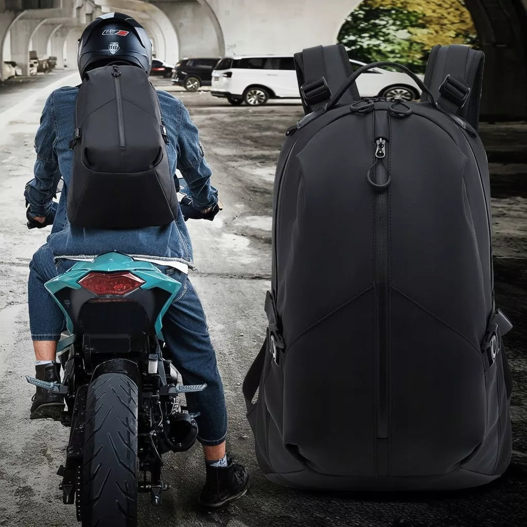 Motociklininko kuprinė ZM16, 50 l, atspari vandeniui, šalmui ir nešiojamajam kompiuteriui