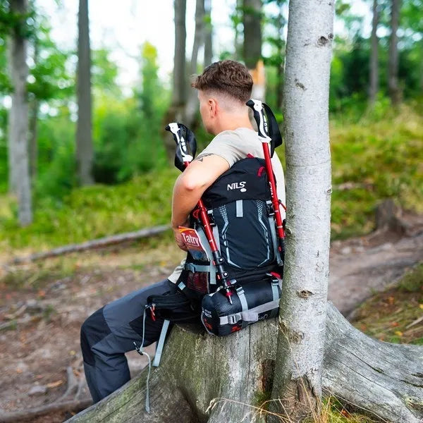 „Nils Camp Northlake NC1993“ turistinė kuprinė, juoda, 30+10 l