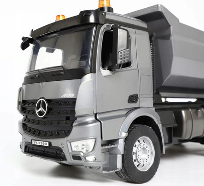 Nuotoliniu būdu valdoma metalinė savivartė „Mercedes Arocs“, 1:20 mastelis