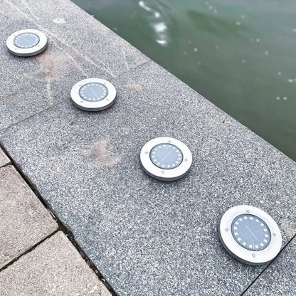 POLIFACH saulės energija maitinamas šaltas LED gruntinis šviestuvas, 16 LED, įsmeigiamas, atsparus apkrovai P216