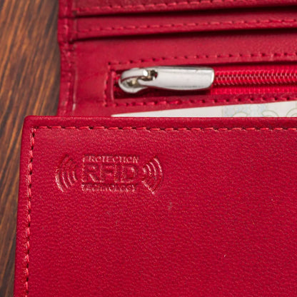 Raudona odinė moteriška Beltimore piniginė su RFiD apsauga, talpi ir klasikinio dizaino