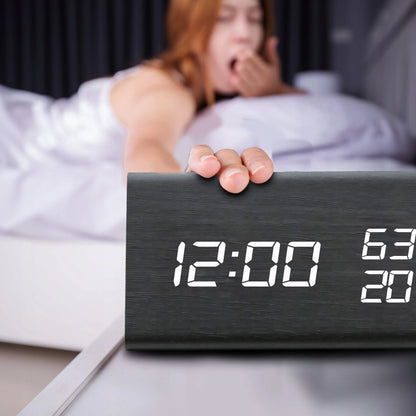 RETOO skaitmeninis žadintuvas su termometru