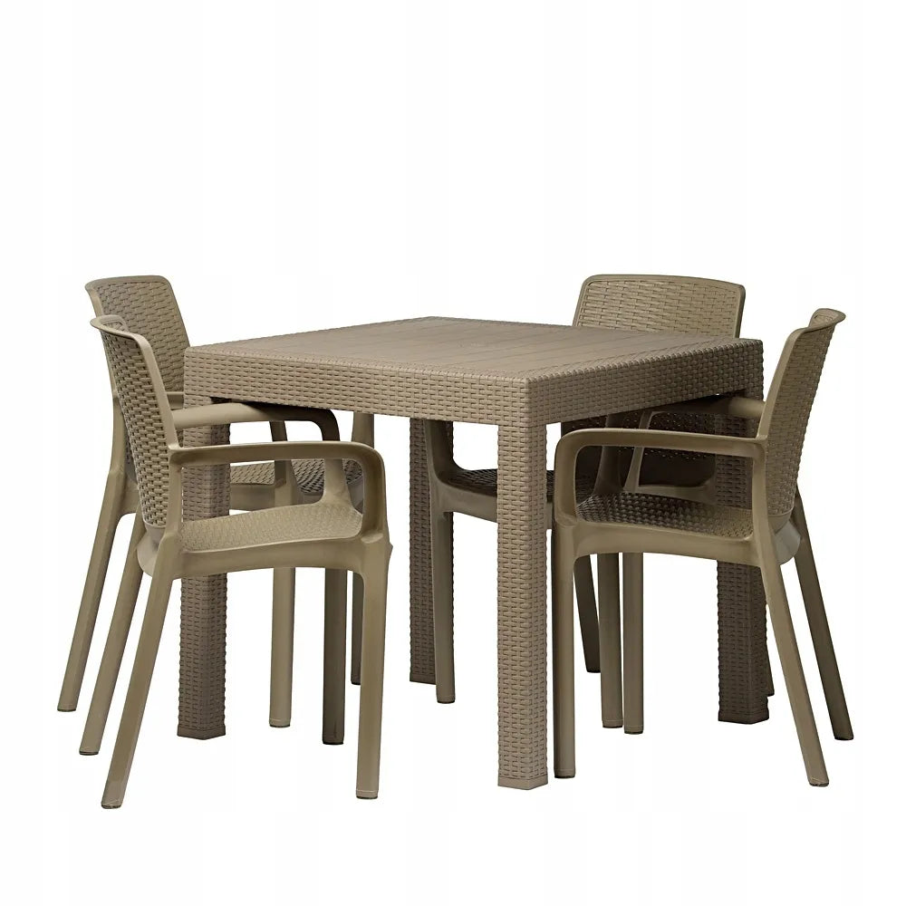„Riviera“ sodo baldų komplektas – 4 kėdės ir 82 × 82 cm stalas