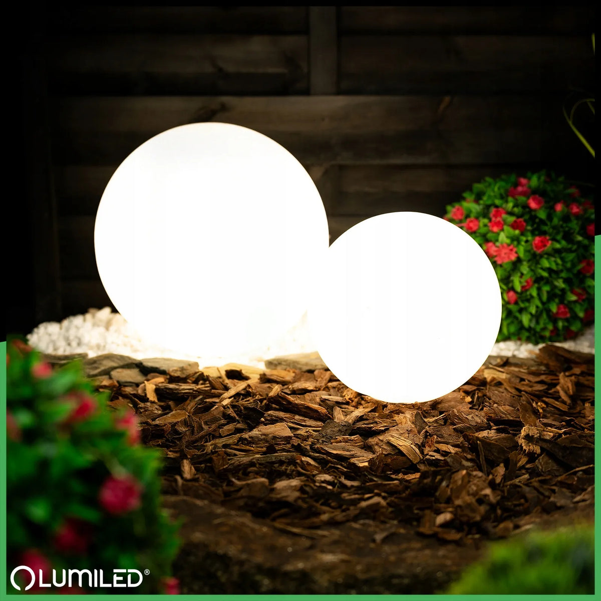 Sodo rutulio formos LED šviestuvas baltas E27 30 cm IP65 statomas laidinis 230V