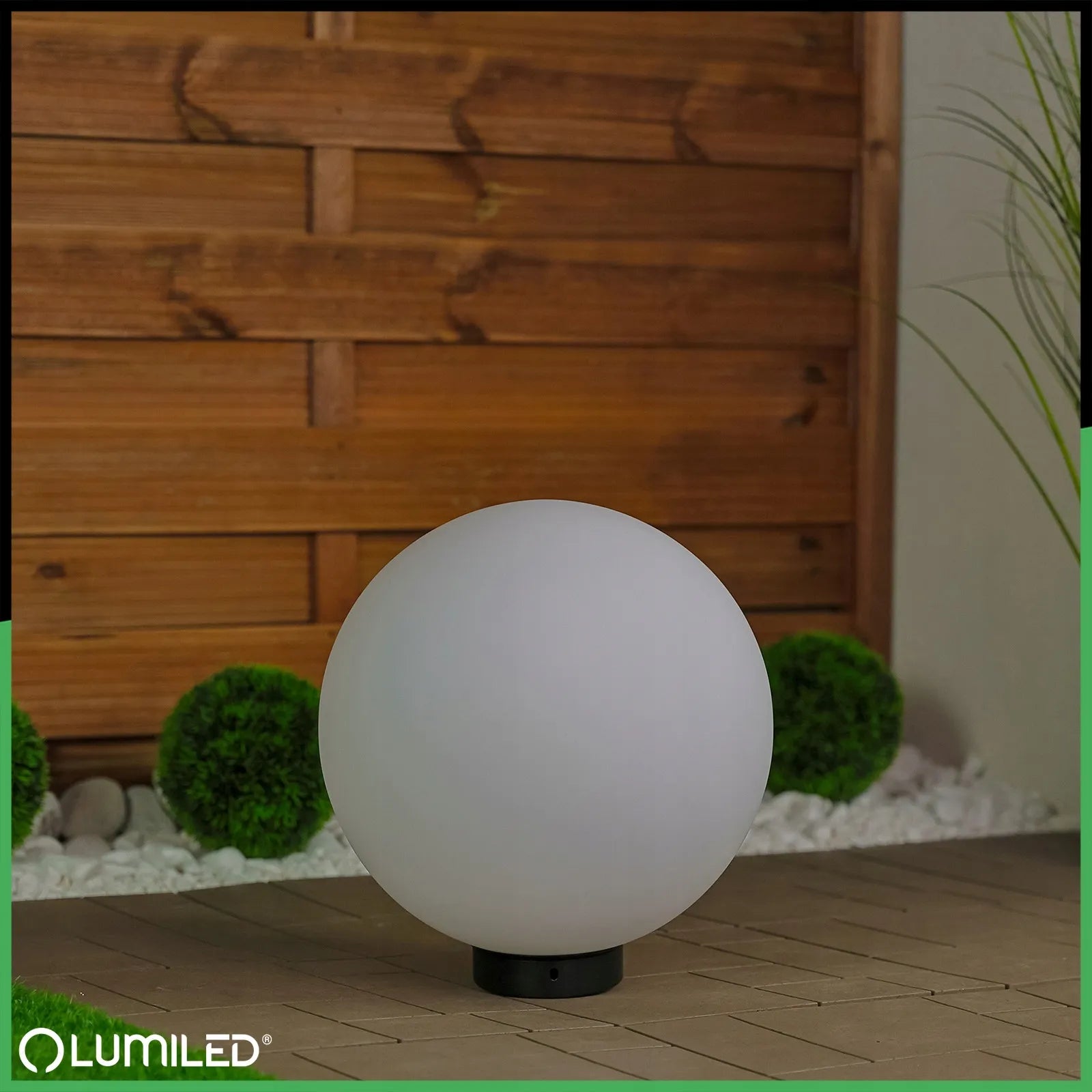 Sodo rutulio formos LED šviestuvas baltas E27 30 cm IP65 statomas laidinis 230V