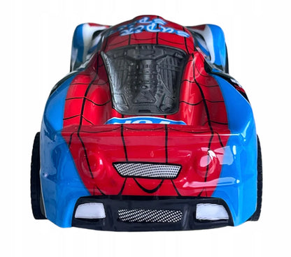 „Spider“ sportinis automobilis „Avengers“, nuotoliniu būdu valdomas, su šviesomis