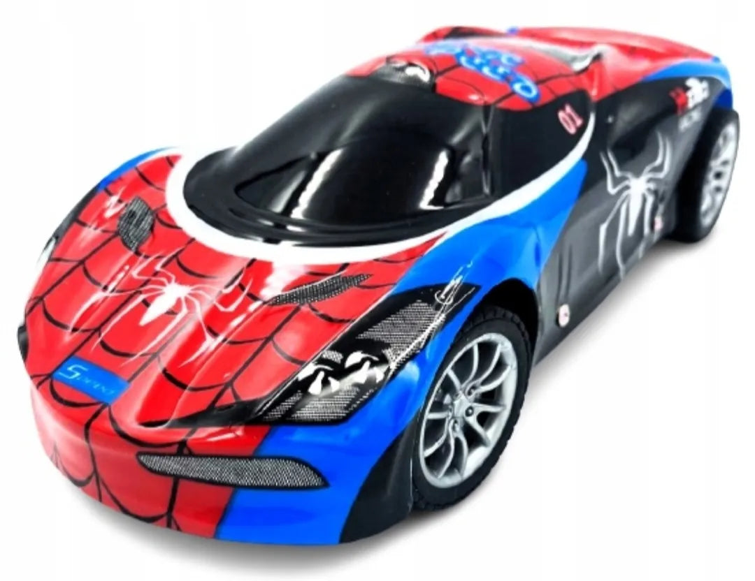 „Spider“ sportinis automobilis „Avengers“, nuotoliniu būdu valdomas, su šviesomis