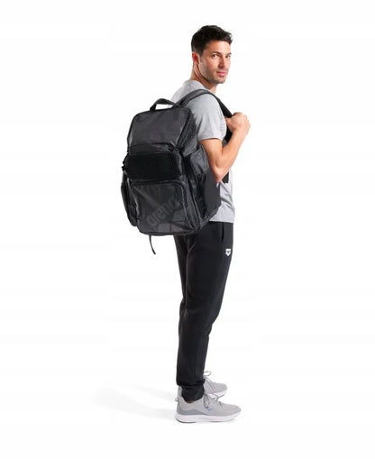 Sportinė kuprinė baseinui, treniruotėms, sporto salei ir kelionėms Arena One Go, unisex, 45 l