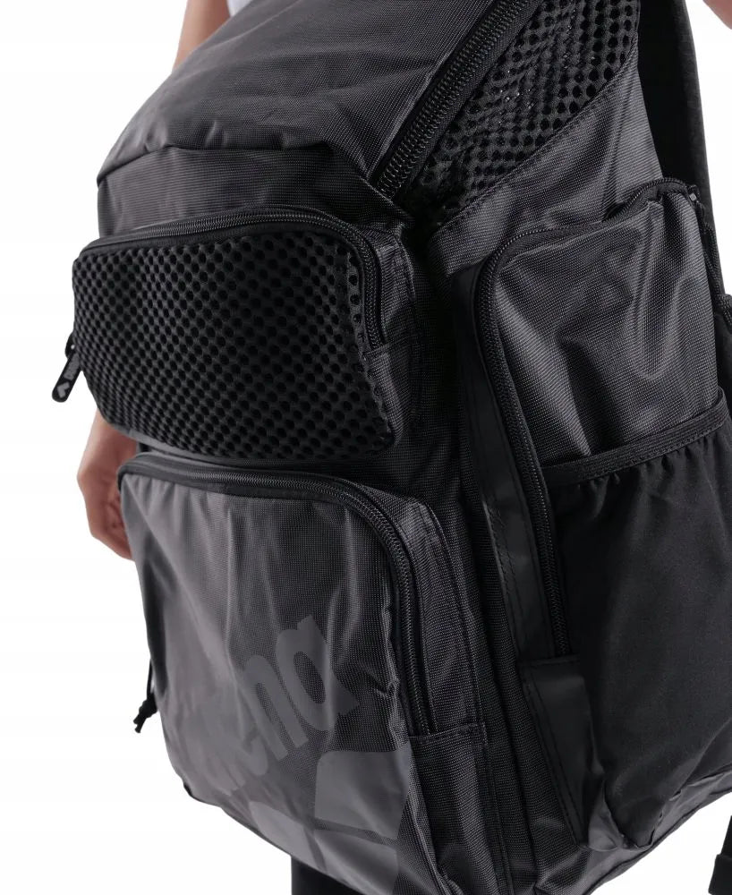 Sportinė kuprinė baseinui, treniruotėms, sporto salei ir kelionėms Arena One Go, unisex, 45 l