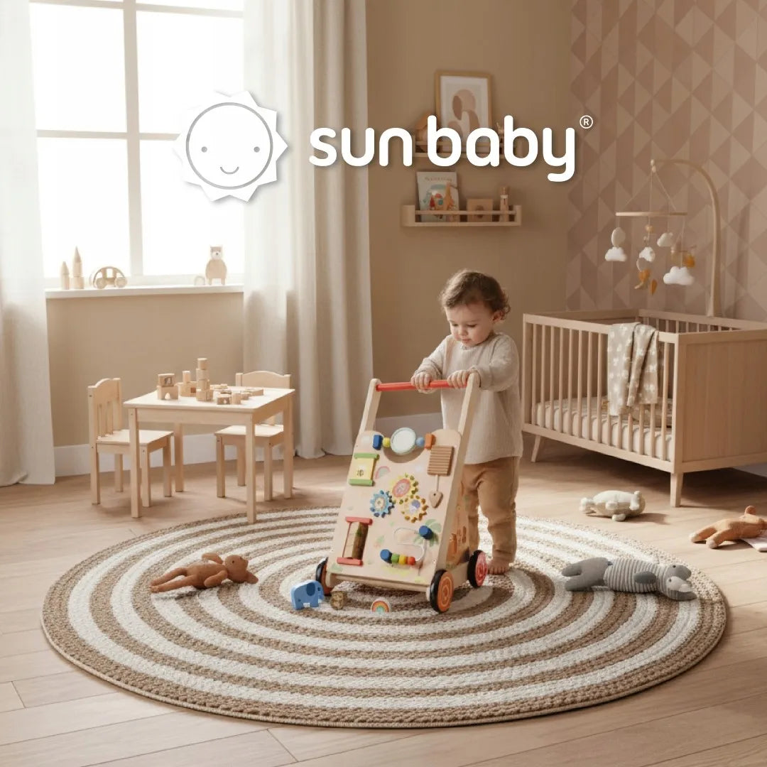 „Sun Baby“ medinė stumdukė 2 viename vaikams su veiklos lenta ir formų rūšiuokliu, XXL