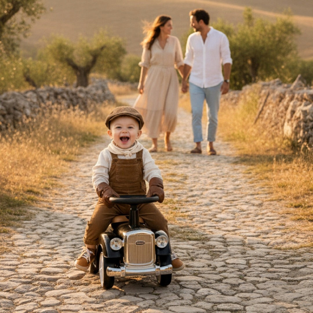 „Sun Baby“ retro stiliaus juodas vaikiškas paspirtukas-automobilis