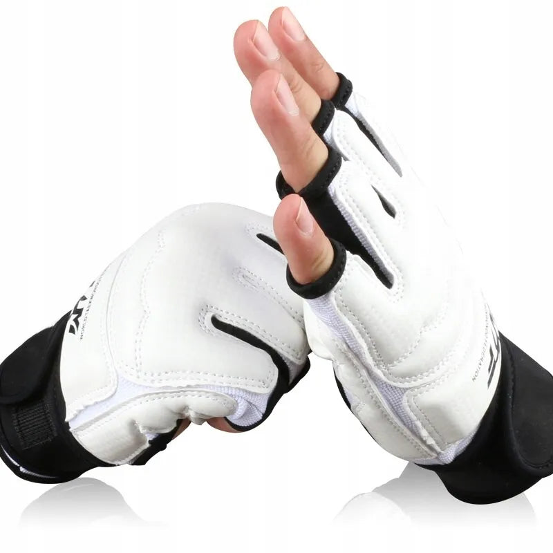 Taekwondo pirštinės MMA / S