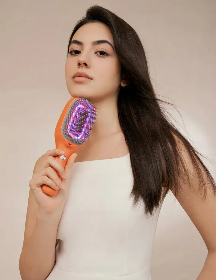 TOUCHBeauty Vita plaukų šepetys su lazerio ir LED šviesos terapija, skirtas galvos odos masažui