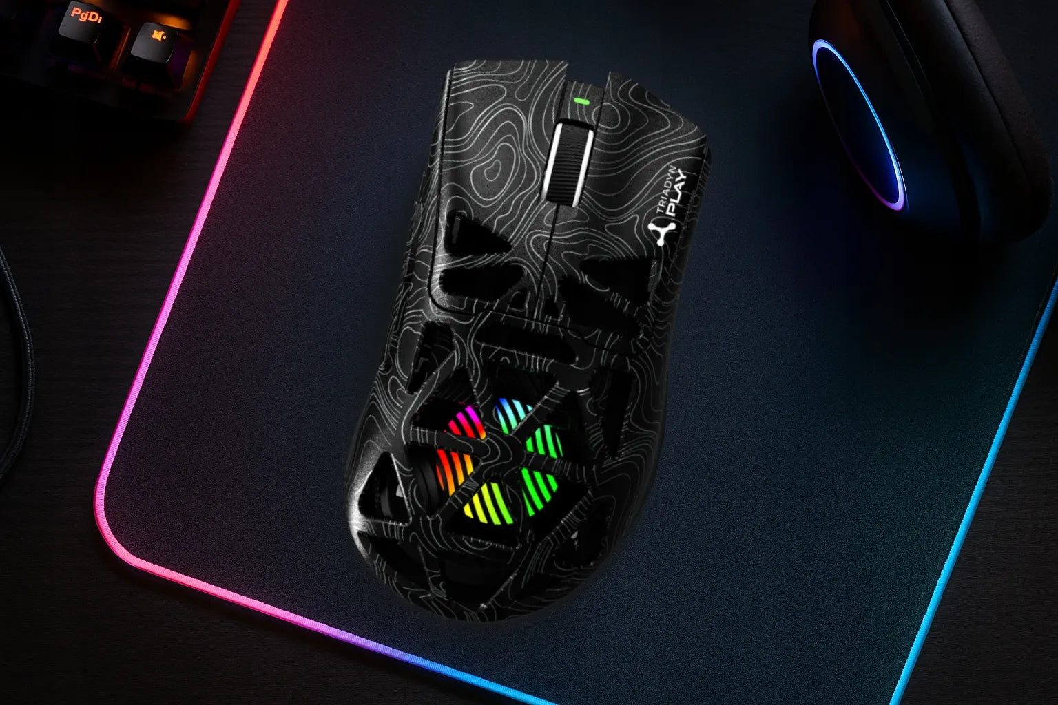 TRIADYN IAPETUS belaidė žaidimų pelė PixArt Bluetooth USB RGB