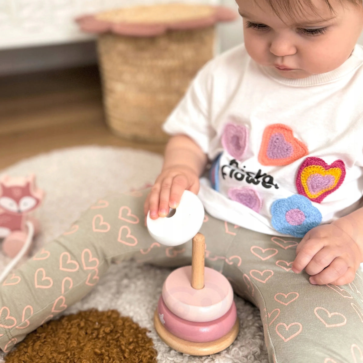 Viga PolarB rinkinys: medinė lapės piramidė ir traukiama laputė