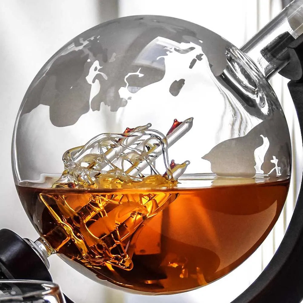 Whisky rinkinys VIP - karafa + akmenukai + stiklinės + žnyplės + padėkliukas