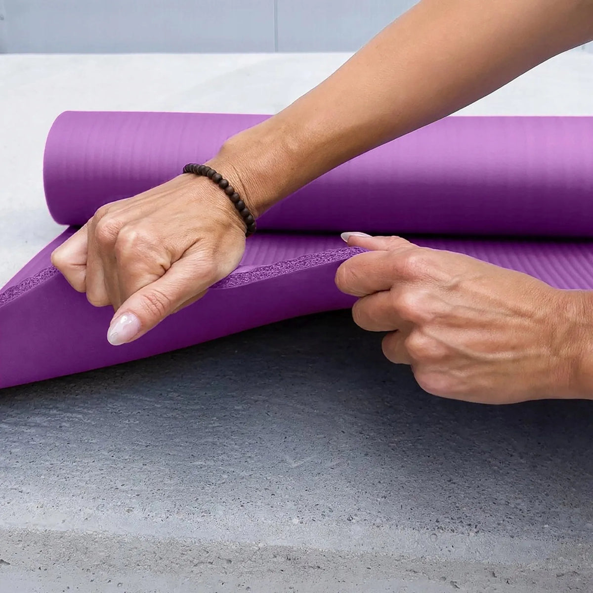 Wozinsky gimnastikos kilimėlis fitnesui, jogai ir pilatesui, NBR 1,5 cm, 183x61 cm, violetinis